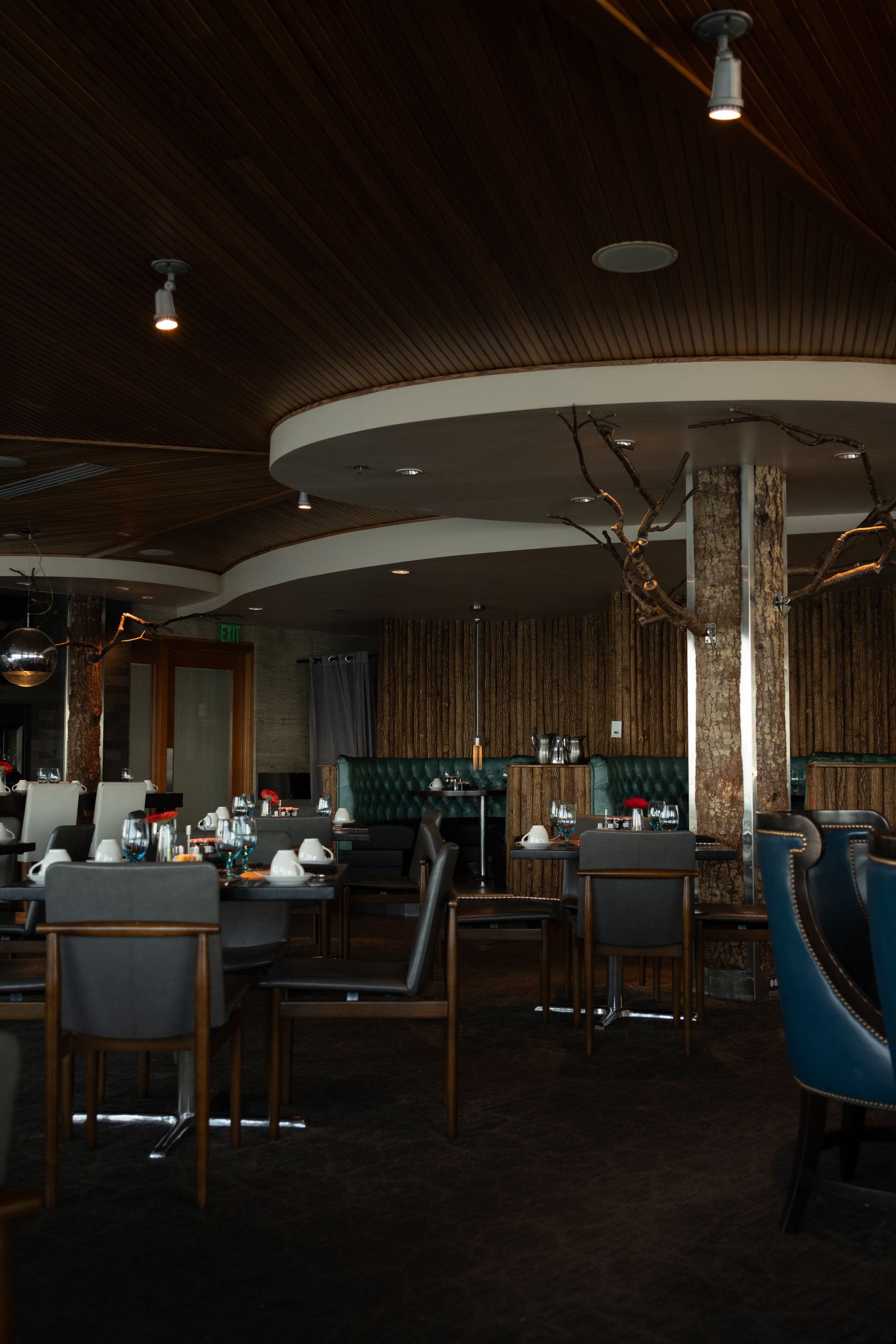 Stone, wood and big tables